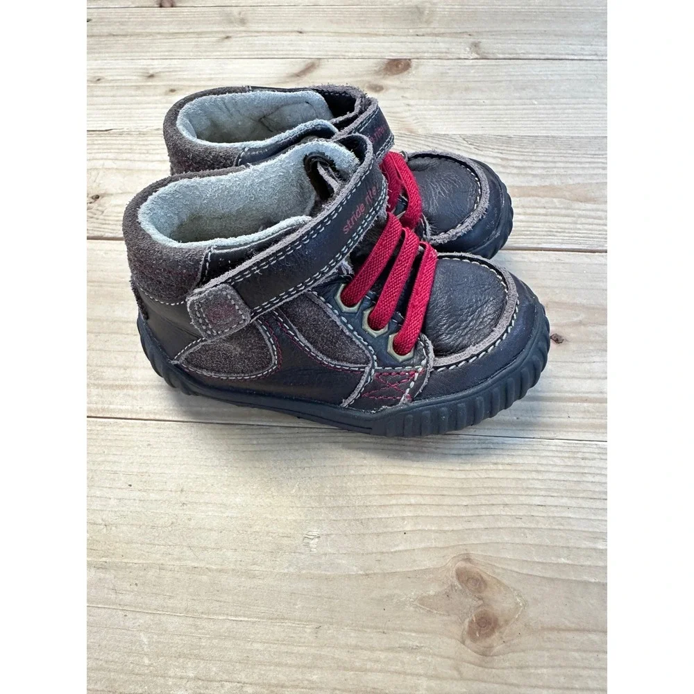 Stride Rite SRT Quest Leather Boots Size 4M Boys Brown Red Lace‎ Up Hook Loop